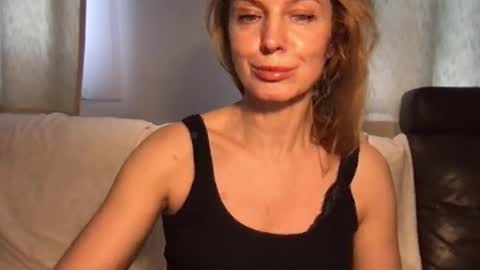 Rachel online show from 01-08-25, 01:20