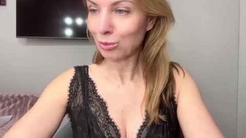 Rachel online show from 02-21-25, 10:26