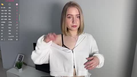 Alice online show from 04-12-26, 02:11