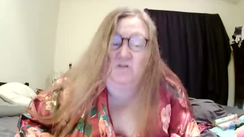 Snapshot of rachelredbbw chatting on 07-15-26, 03:17 rachelredbbw online show from 07-15-26, 03:17