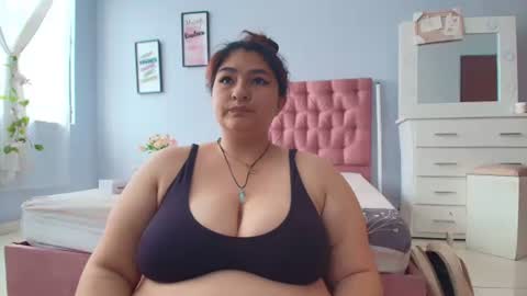 Snapshot of radiantgoddes chatting on 12-10-24, 04:38 radiantgoddes online show from 12-10-24, 04:38