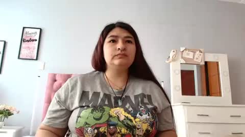 Snapshot of radiantgoddes chatting on 01-12-25, 01:48 radiantgoddes online show from 01-12-25, 01:48