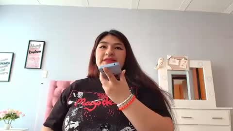 Snapshot of radiantgoddes chatting on 01-13-25, 02:11 radiantgoddes online show from 01-13-25, 02:11