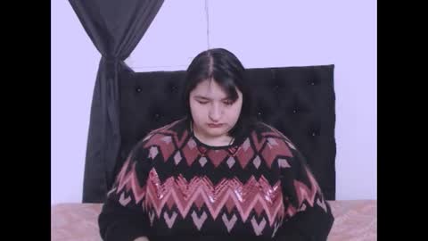 Snapshot of radiantgoddes chatting on 09-19-25, 01:12 radiantgoddes online show from 09-19-25, 01:12