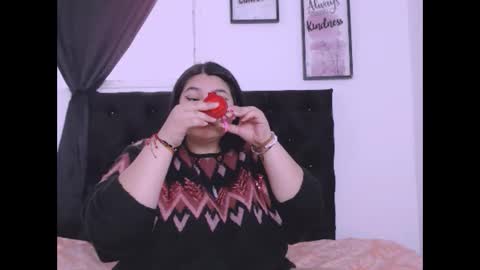 Snapshot of radiantgoddes chatting on 10-15-25, 01:44 radiantgoddes online show from 10-15-25, 01:44