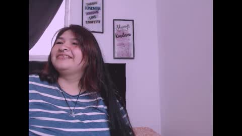 Snapshot of radiantgoddes chatting on 11-08-25, 03:12 radiantgoddes online show from 11-08-25, 03:12