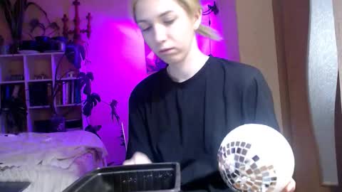 radish666 online show from 03-01-26, 09:39