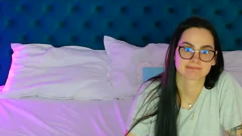 sweet peach online show from 02-17-26, 02:35