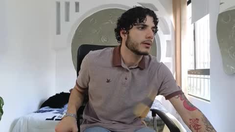 Snapshot of rafael_mendez chatting on 11-01-25, 07:27 R A F A E L online show from 11-01-25, 07:27