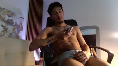 IG online show from 01-29-25, 03:33