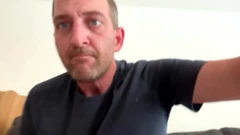 Snapshot of ragerd420 chatting on 06-02-26, 06:54 ragerd420 online show from 06-02-26, 06:54
