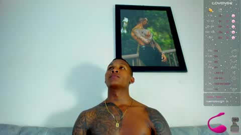 Snapshot of ragnarhot24 chatting on 01-27-25, 07:45 Andres H online show from 01-27-25, 07:45