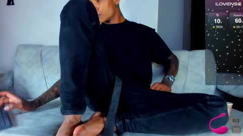 Snapshot of ragnarhot24 chatting on 03-07-25, 08:02 Andres H online show from 03-07-25, 08:02