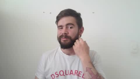 Snapshot of ragnor_vex chatting on 02-18-25, 02:16 Ragnor vex online show from 02-18-25, 02:16