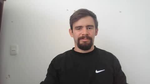 Snapshot of ragnor_vex chatting on 03-11-25, 02:40 Ragnor vex online show from 03-11-25, 02:40