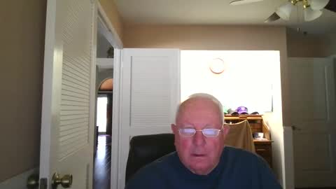 Snapshot of raiderman215 chatting on 01-03-25, 08:01 raiderman215 online show from 01-03-25, 08:01