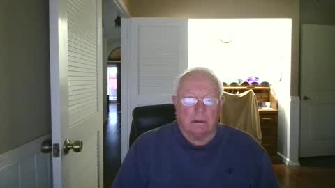 Snapshot of raiderman215 chatting on 02-06-25, 08:13 raiderman215 online show from 02-06-25, 08:13