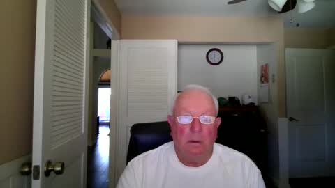 Snapshot of raiderman215 chatting on 05-30-26, 06:38 raiderman215 online show from 05-30-26, 06:38
