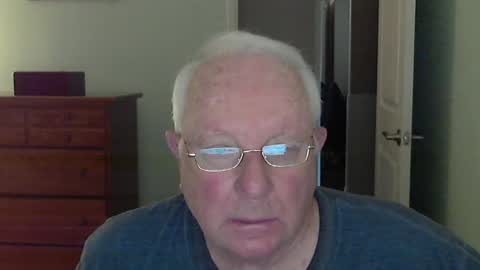 Snapshot of raiderman215 chatting on 06-18-26, 09:30 raiderman215 online show from 06-18-26, 09:30