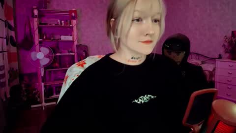 Kate online show from 02-15-26, 05:09