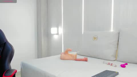 railey_rosse online show from 03-04-25, 10:49