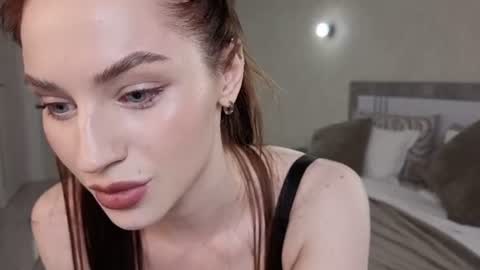 Snapshot of railianca chatting on 06-15-26, 09:39 Camilla online show from 06-15-26, 09:39