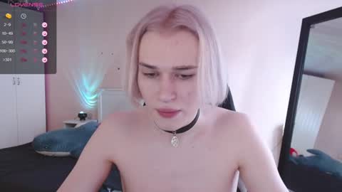 Snapshot of rainbow__salt chatting on 07-10-26, 10:29 Mike online show from 07-10-26, 10:29