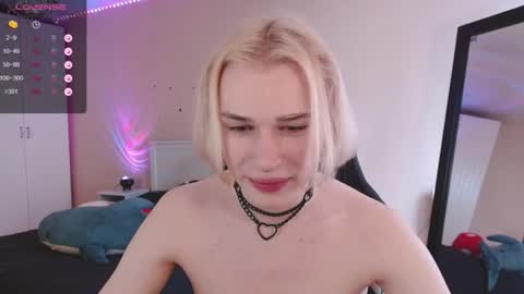 Snapshot of rainbow__salt chatting on 07-19-26, 10:52 Mike online show from 07-19-26, 10:52