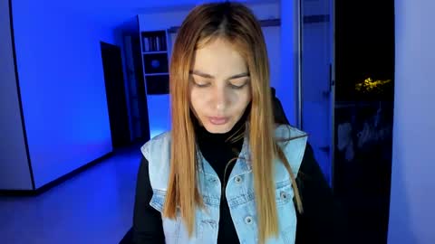 Snapshot of rainbow_jenny chatting on 01-07-25, 01:28 Jennyindependent model . online show from 01-07-25, 01:28