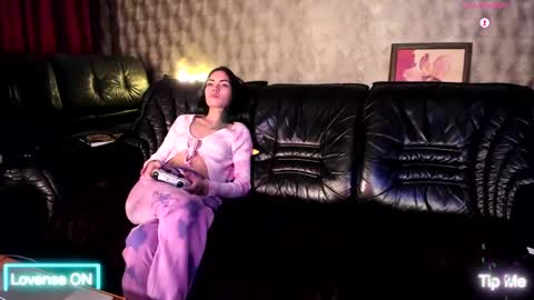 Joline and Alexa online show from 01-17-25, 07:16