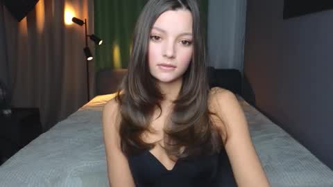 Snapshot of rainevi chatting on 02-27-26, 03:23 rainevi online show from 02-27-26, 03:23