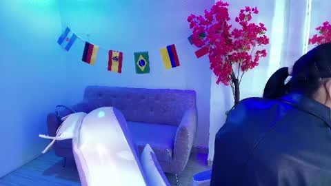 Snapshot of rainy_doll chatting on 06-17-26, 11:45 Rainy online show from 06-17-26, 11:45