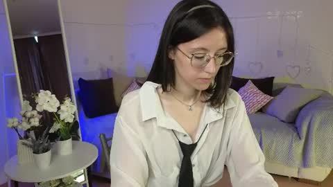 Snapshot of rainybella chatting on 06-24-26, 07:07 rainybella online show from 06-24-26, 07:07
