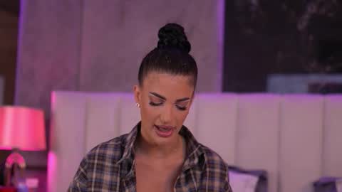 Raisa online show from 02-24-26, 04:38