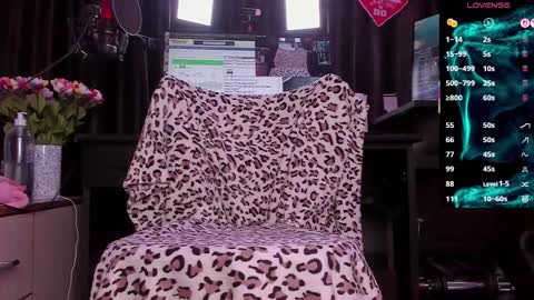 Laura online show from 03-16-26, 03:45