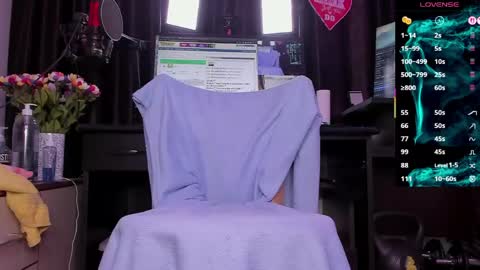 Laura online show from 04-16-26, 02:45