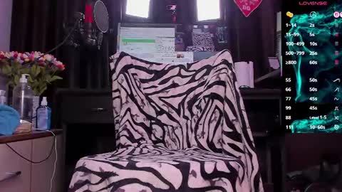 Laura online show from 07-14-26, 03:00