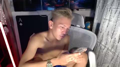 ralfhuge24 online show from 03-25-26, 01:55