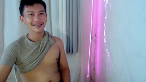 Snapshot of ralfhuge24 chatting on 05-29-26, 06:00 ralfhuge24 online show from 05-29-26, 06:00
