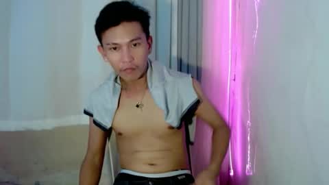 Snapshot of ralfhuge24 chatting on 05-31-26, 03:15 ralfhuge24 online show from 05-31-26, 03:15