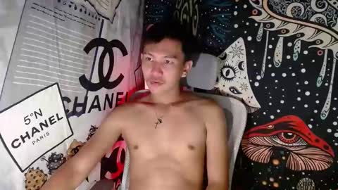 Snapshot of ralfhuge24 chatting on 05-31-26, 11:17 ralfhuge24 online show from 05-31-26, 11:17