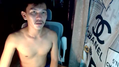 Snapshot of ralfhuge24 chatting on 07-17-26, 12:17 ralfhuge24 online show from 07-17-26, 12:17