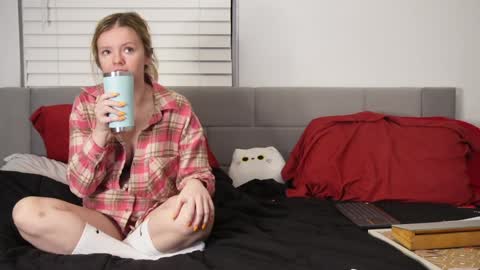 Snapshot of ramichick chatting on 01-15-25, 01:34 Rami online show from 01-15-25, 01:34