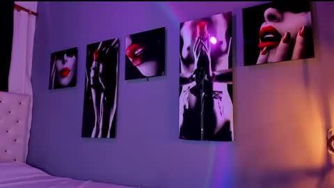 Snapshot of ramonasmith chatting on 12-15-24, 06:59 Ramona online show from 12-15-24, 06:59