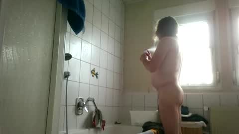 ramteichj online show from 10-22-25, 02:06