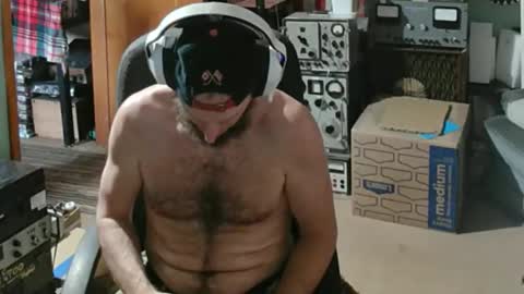Snapshot of randalltotazz chatting on 05-16-26, 09:13 Randall online show from 05-16-26, 09:13