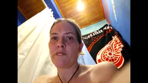 Randcandy77 online show from 02-19-25, 04:44