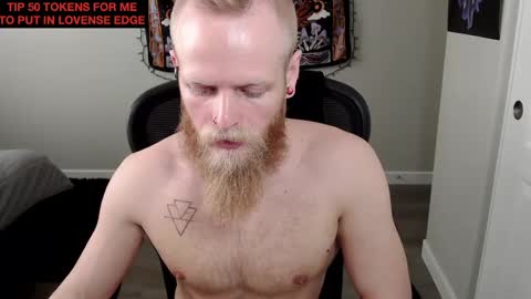 Snapshot of randyroderick chatting on 02-11-25, 08:42 Randy Rod online show from 02-11-25, 08:42