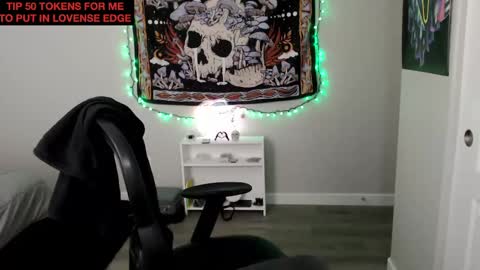 Snapshot of randyroderick chatting on 02-12-25, 07:02 Randy Rod online show from 02-12-25, 07:02