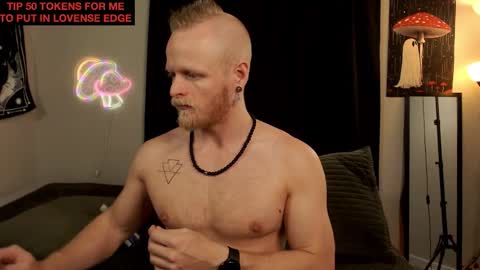 Snapshot of randyroderick chatting on 11-19-25, 05:51 Randy Rod online show from 11-19-25, 05:51